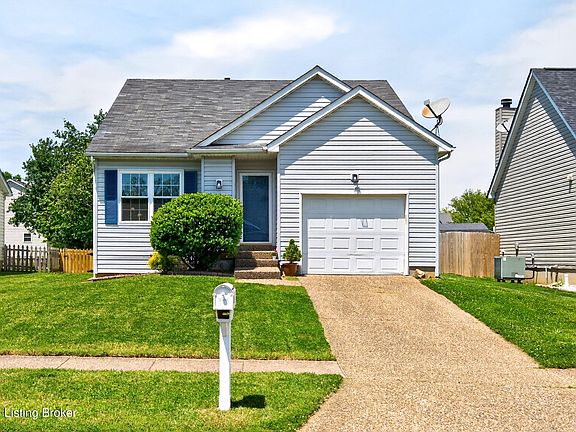 2nd image of 4319 Hickoryview Dr