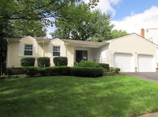 61 Dellwood Rd, Edison, NJ 08820