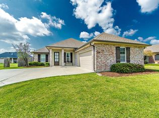 137 Madio Dr, Houma, LA 70364