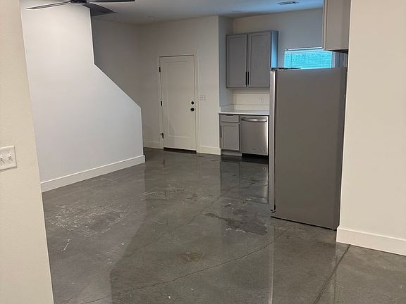 2nd image of 1932 Cambridge Village Dr
