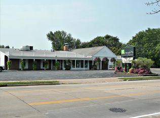 1307 W 9th Ave, Oshkosh, WI 54902