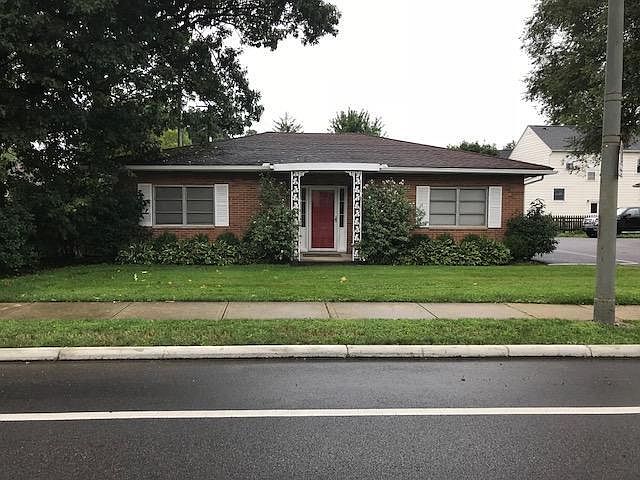 1st image of 3455 Indianola Ave