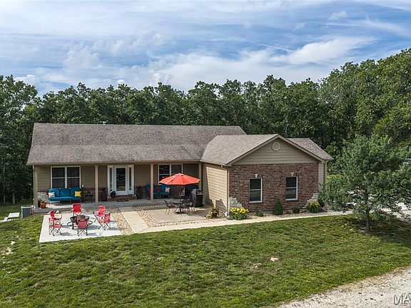 5th image of 956 Rustling Oaks Ln