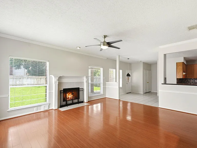 3126 Waters View Dr — Photo 17