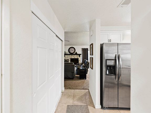 5th image of 7409 Auburn Oaks Ct