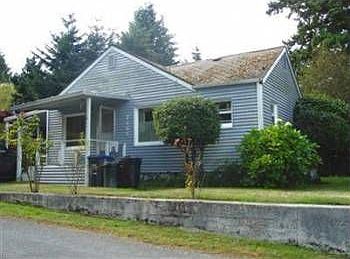 2nd image of 2165 Jackson Dr