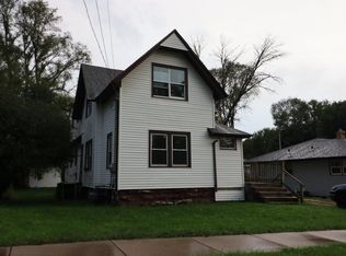 1136 Sherman Ave, Rockford, IL 61101