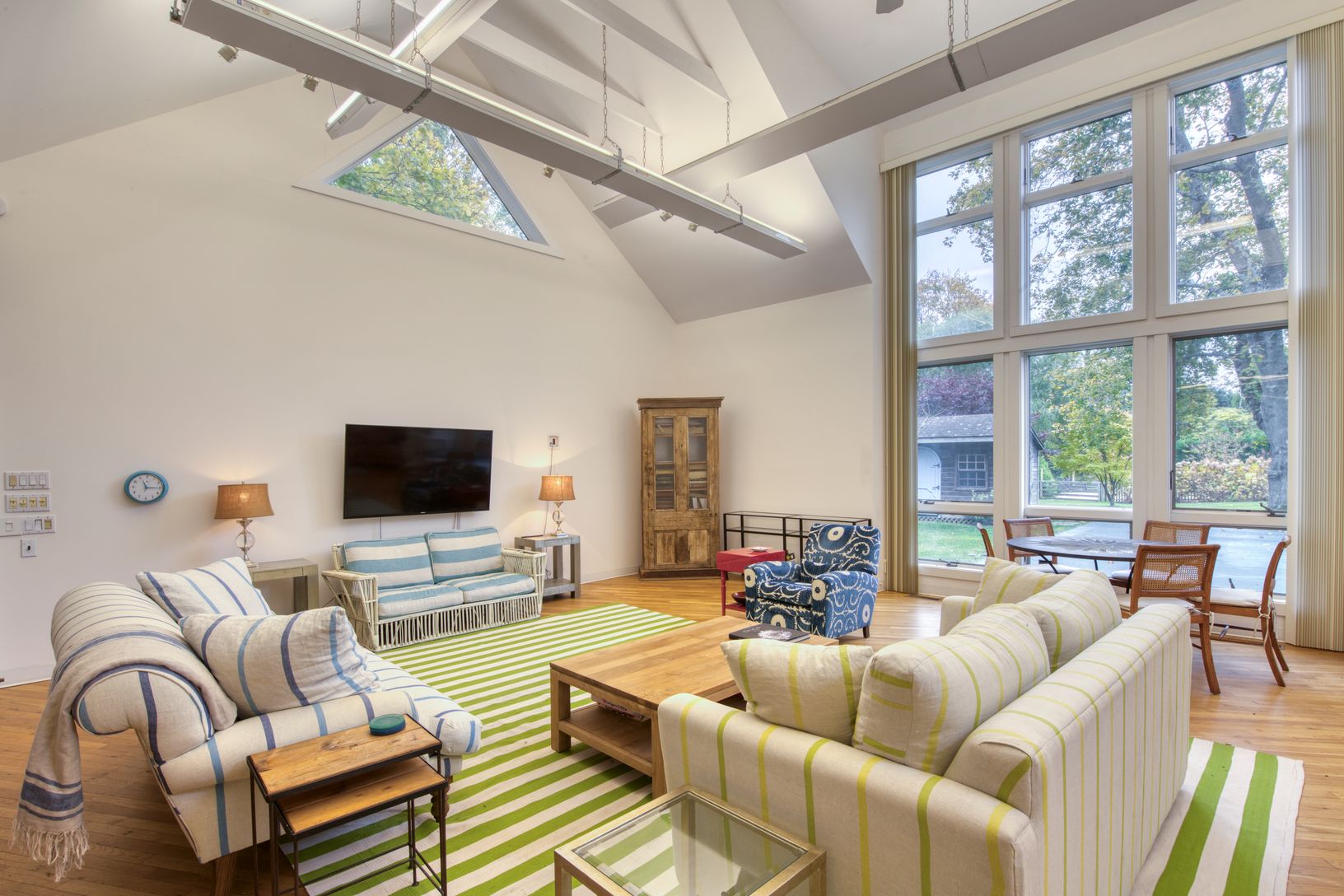  Barn, Lounge Area