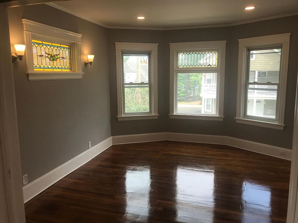 68 Radcliffe Ave 1, Providence, RI 02908 Zillow