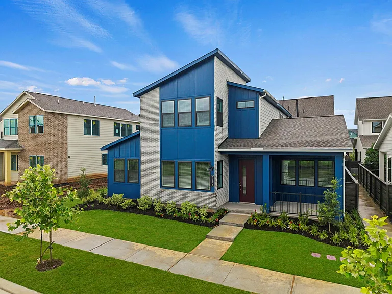 3328 Indigo Way — Photo 3