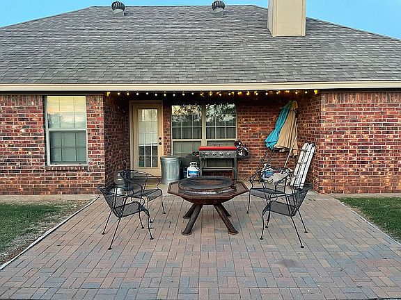 2nd image of 7950 Starlight Dr