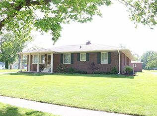 1409 S Starr Ave, Burlington, IA 52601