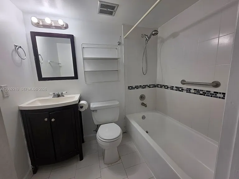 5055 NW 7th St #602 — Photo 9