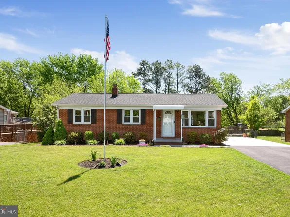 7766 Church St, Middletown, VA 22645