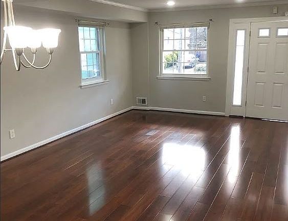 2nd image of 314A Hume Ave