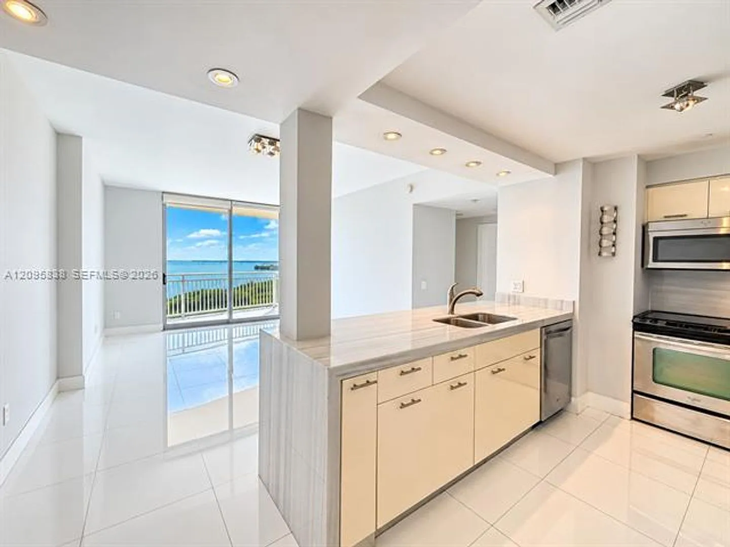 2475 Brickell Ave cu-1208, Miami, FL 33129 — Photo 4