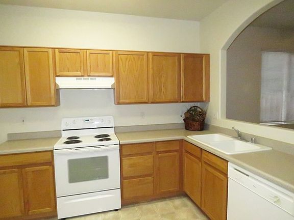3rd image of 2960 Umbria Ct