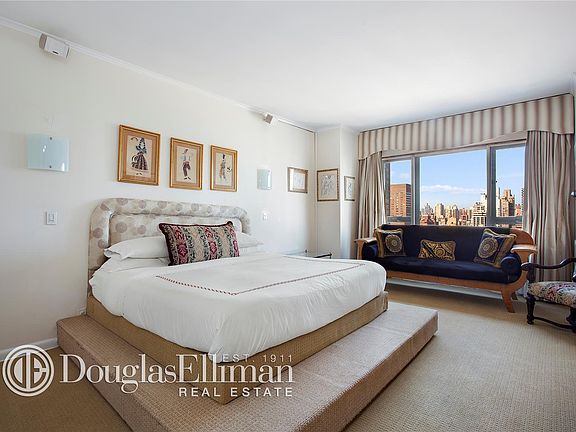 2nd image of 425 E 58th St APT 22B