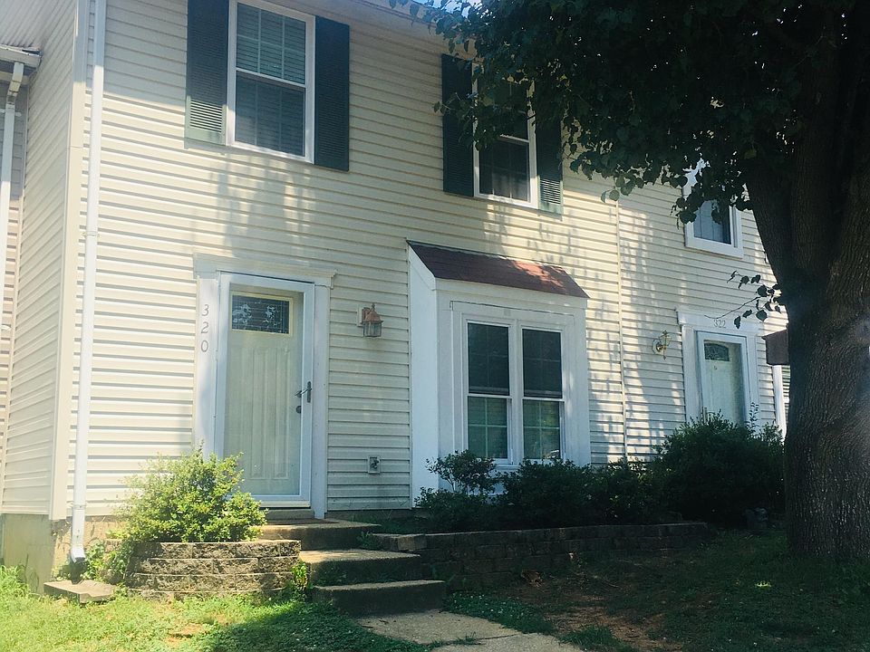 1st image of 320 Wood Hollow Ct