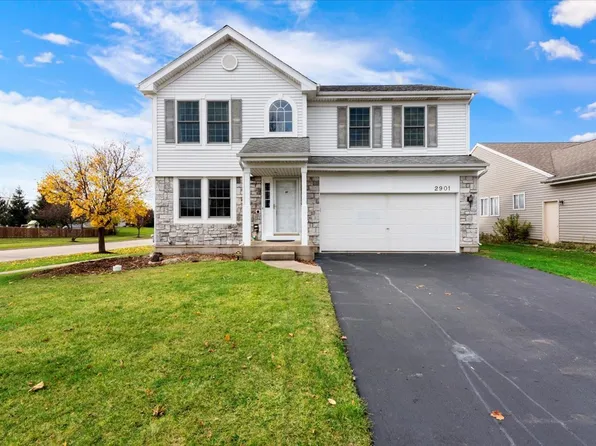 2901 Brisbane Dr, Lake In The Hills, IL 60156