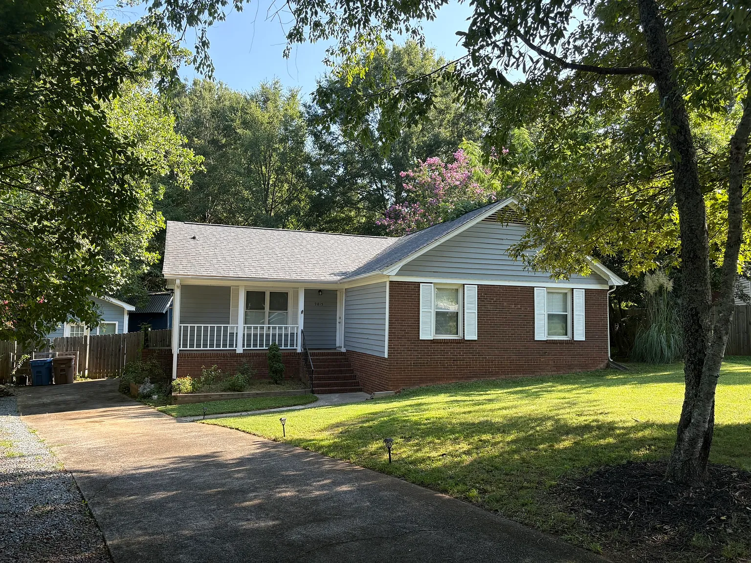 3 bed, 1.5 bath, 1200 sqft, $1,850 — Photo 1