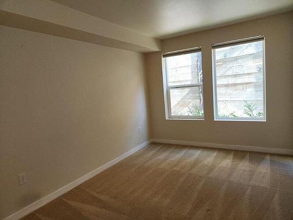 5th image of 11920 98th Ave NE APT 105