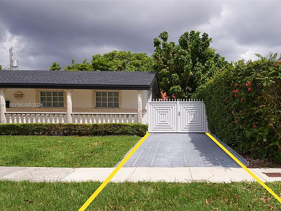 4th image of 12293 SW 28th Ter