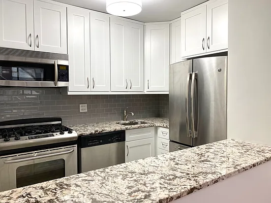 Rented by Compass | media 22