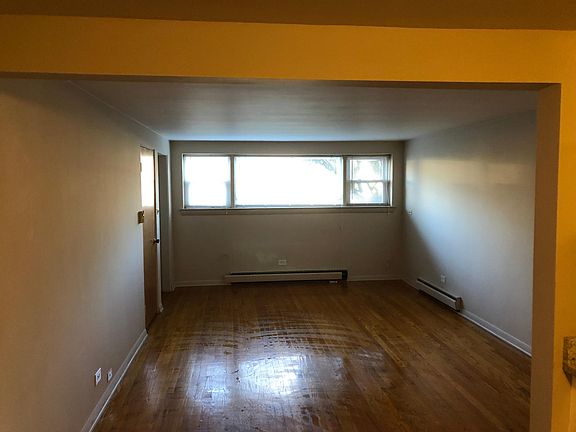 3rd image of 2255 119th St APT 1