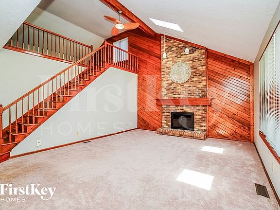 3rd image of 8543 Appleridge Cir