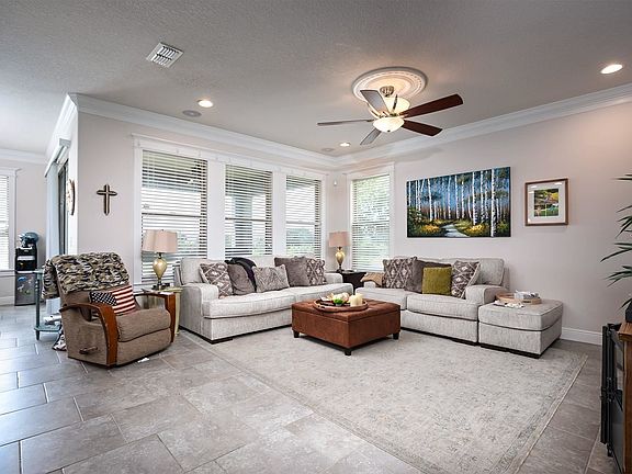 5th image of 16118 Wind View Ln