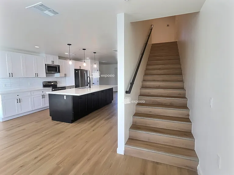 2502 E Paradise Ln #1 — Photo 8