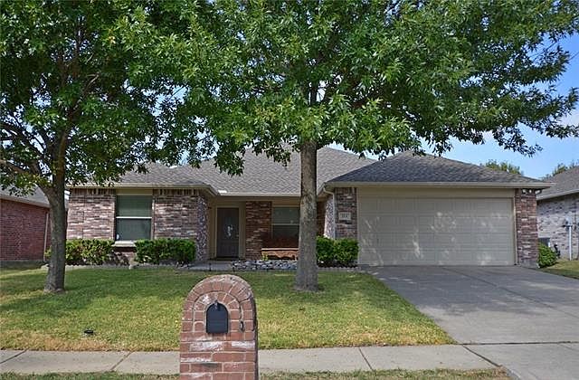 1st image of 713 Claiborn Ln