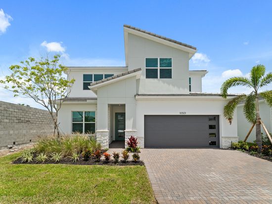 10501 SW Jadewood Court, Port Saint Lucie, FL 34987