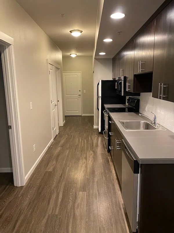 1 bed, 768 sqft, $1,495 — Photo 3