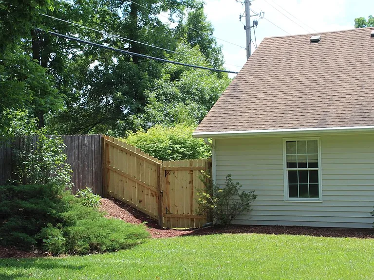 The yard has excellent landscaping that allows for easy main