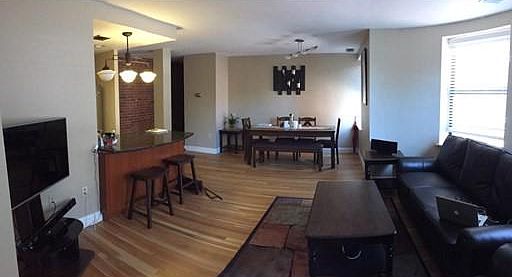 3rd image of 102 Gainsborough St APT 304E