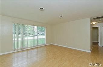 3rd image of 9555 Guthrie Ave