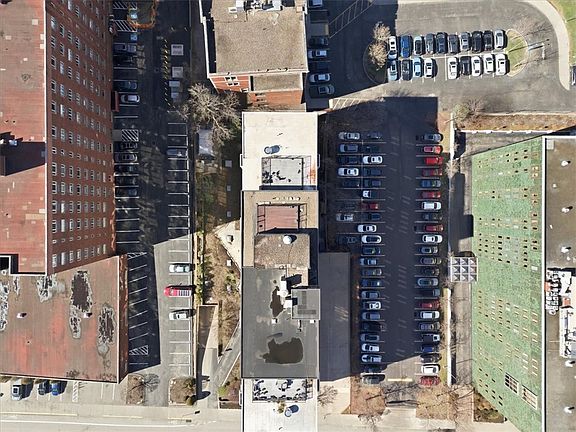 5th image of 552 N Neville St APT C