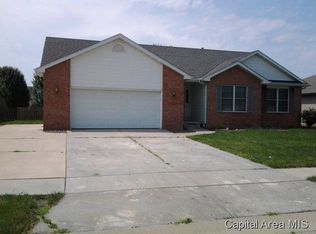 5316 Turnstone Rd, Springfield, IL 62711