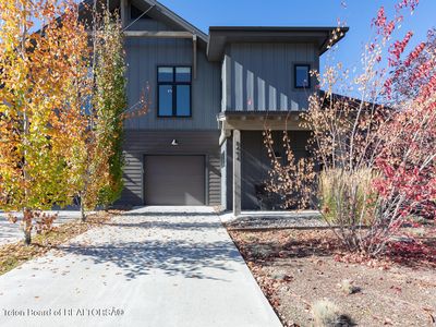 8494 S Pronghorn Trl, Victor, ID, 83455