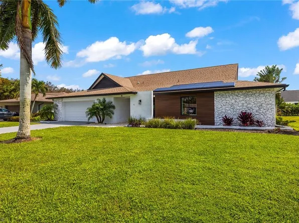 70 Thorncrest LN, NAPLES, FL 34113