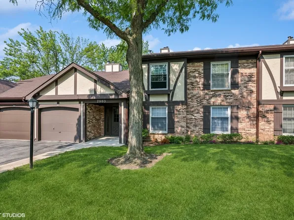 2980 Northampton Dr APT A2, Rolling Meadows, IL 60008