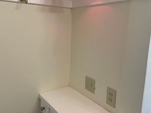 3rd image of 704 N Lea Ave #557