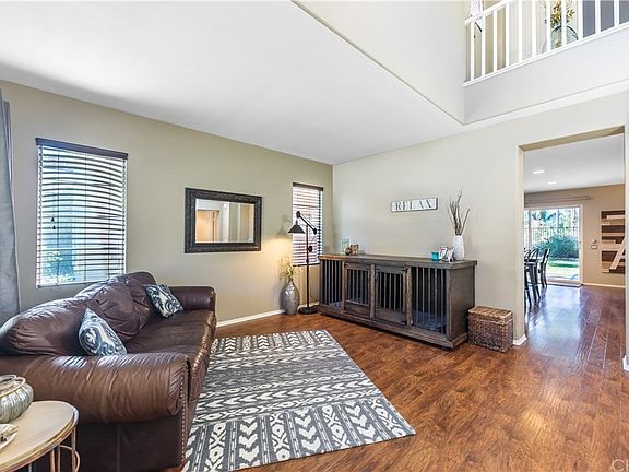 3rd image of 32319 Pensador St