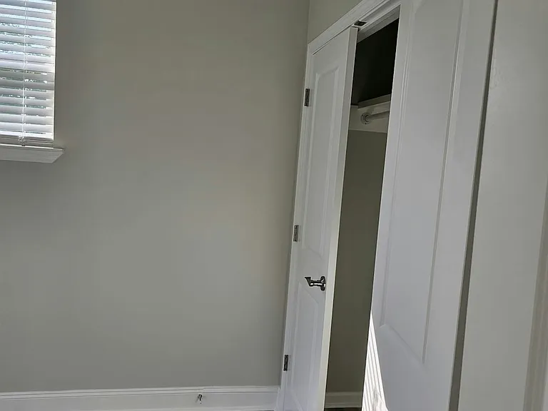 8709 Apricot St — Photo 33