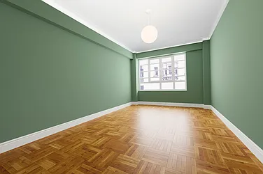 Sold by Societe Real Estate