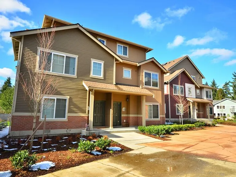 The Villas in Bellevue — Photo 12