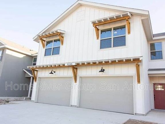 2nd image of 10346 Lynwood Br #101