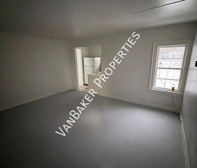 235 Center Rd #2 — Photo 5